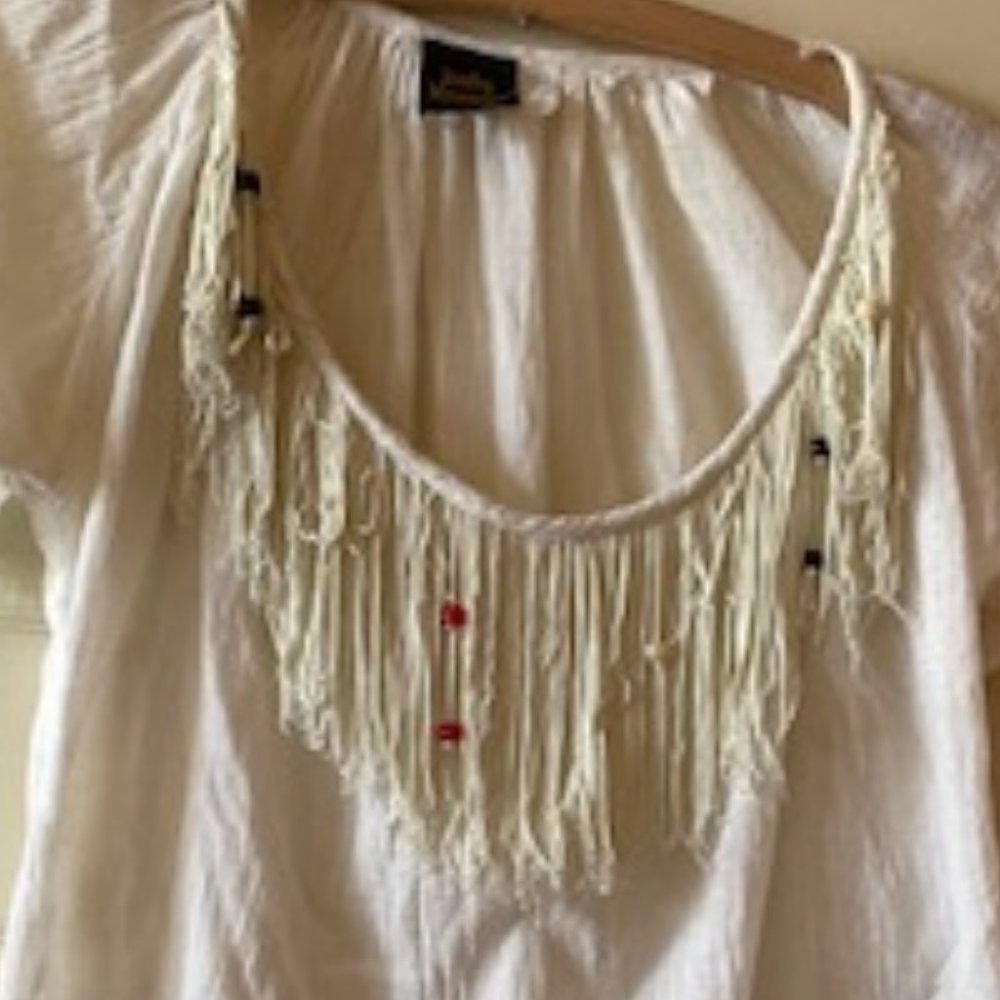 Vintage Judy Knapp Ca. cotton 70s boho shirt, short sleeves, white with beads